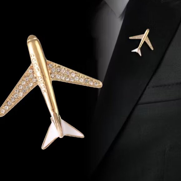 Airplane Brooch Pin - Elegant Golden-Toned with Sparkling Crystals - Picture 3 of 3